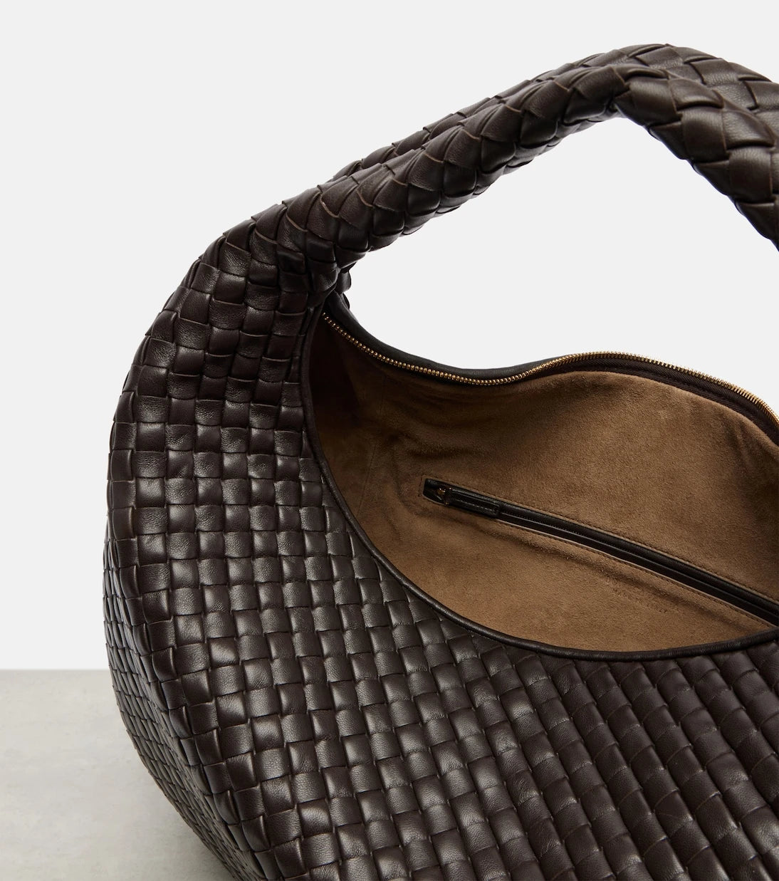 Bottega Veneta - Maxi Veneta Large leather shoulder bag
