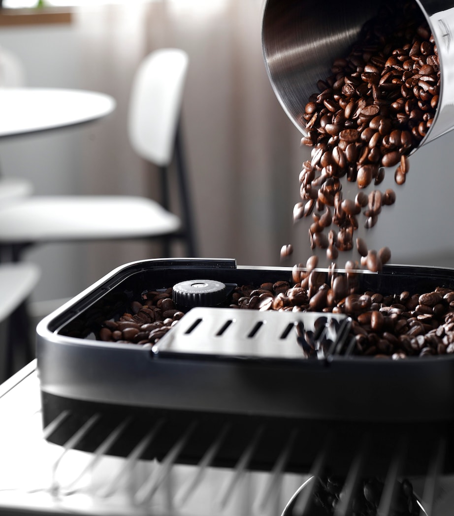 Magnifica Evo Coffee Machine