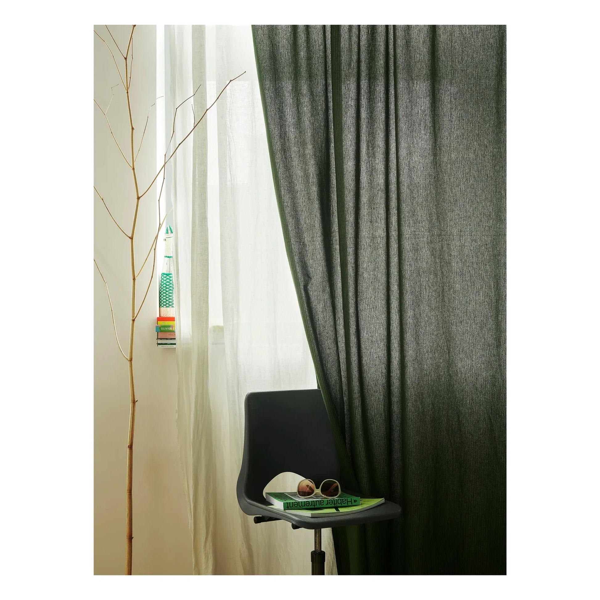 La cerise sur le gâteau - Léonie curtain | Moss Green
