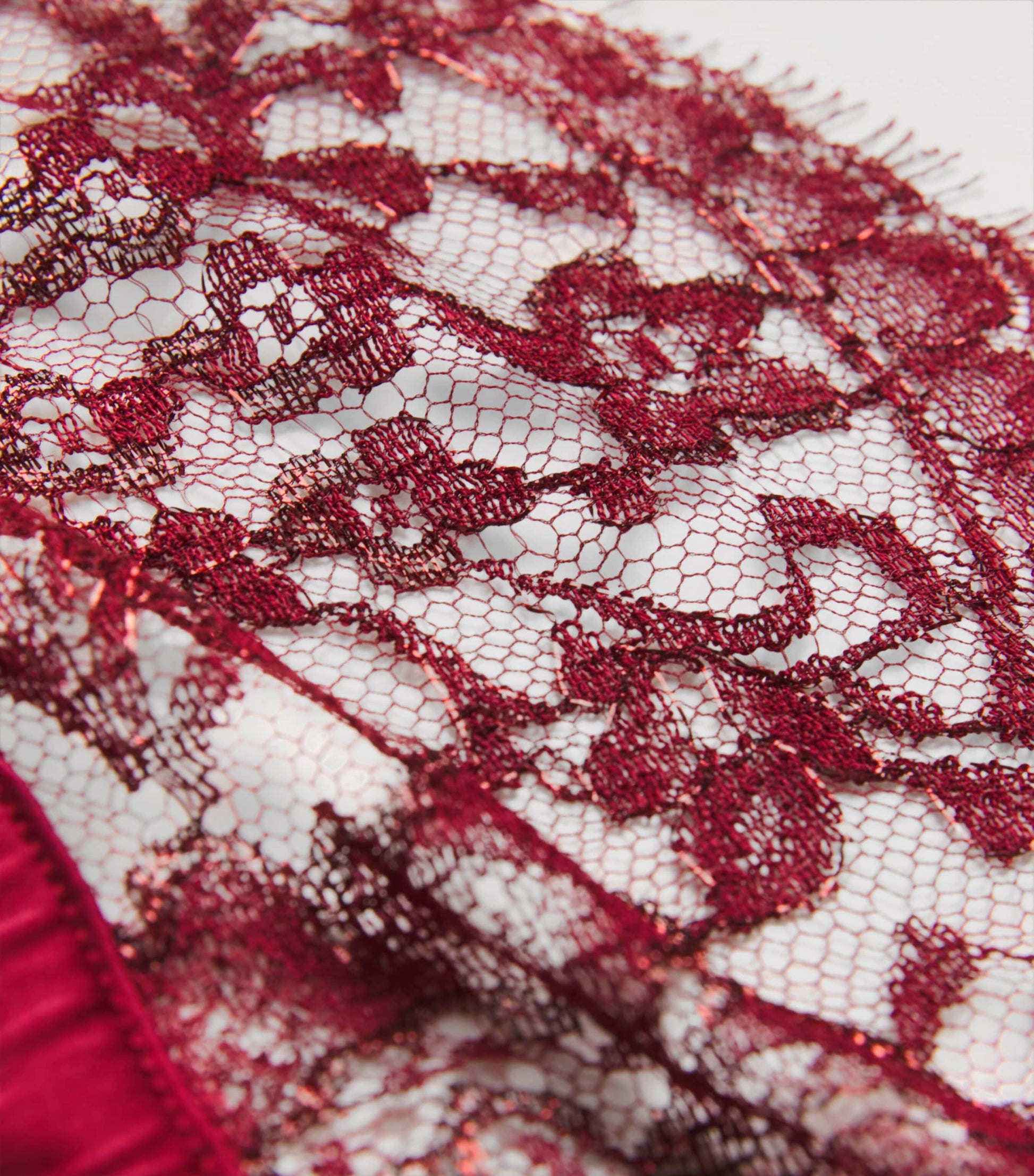 Coco De Mer Burgundy Lace-Silk Naraya Suspender Belt