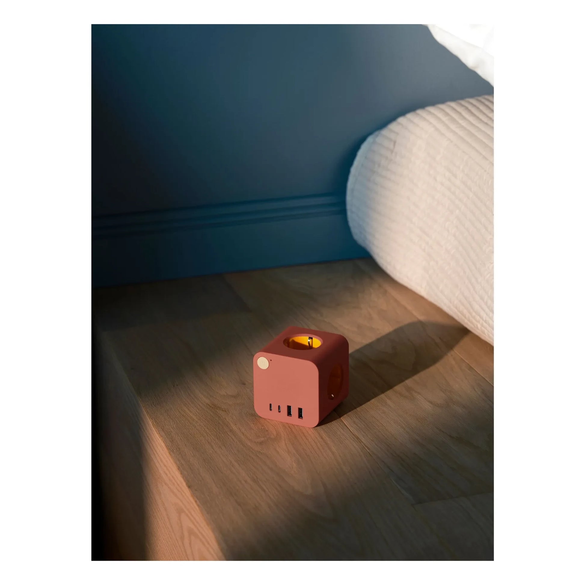 Kreafunk - Ampie compact power strip | Terracotta
