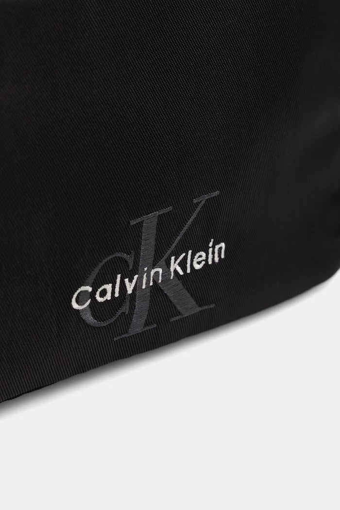Calvin Klein erkek kozmetik çantası