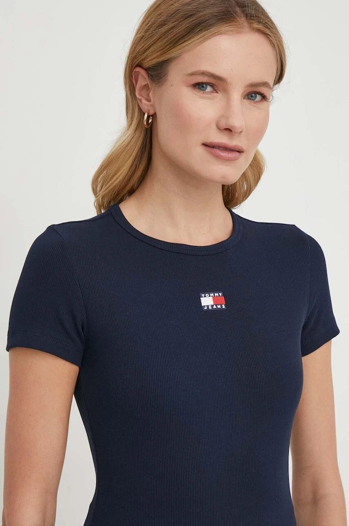 Tommy Jeans kadın pamuklu elastan tişört