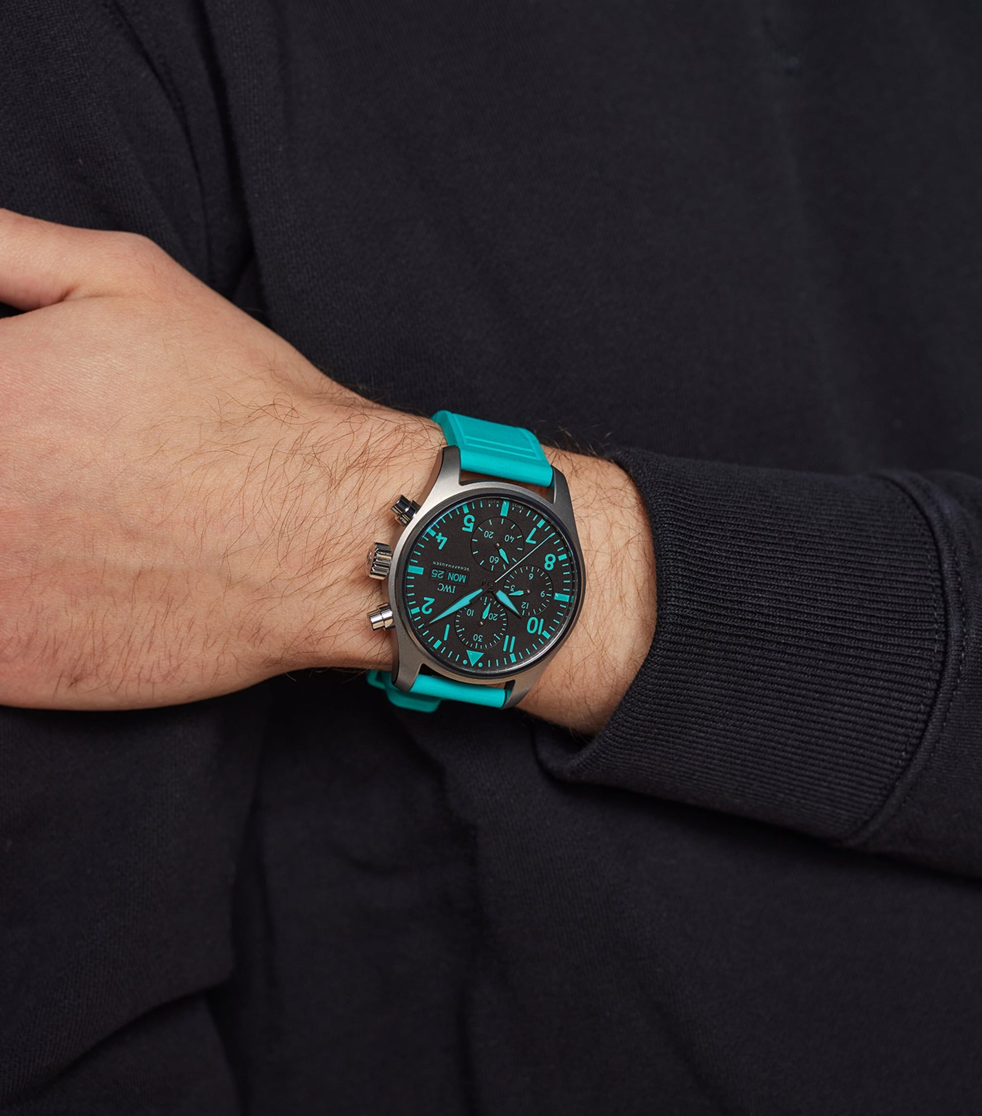 Titanium Mercedes-AMG Petronas Formula One Pilot’s Watch 41mm