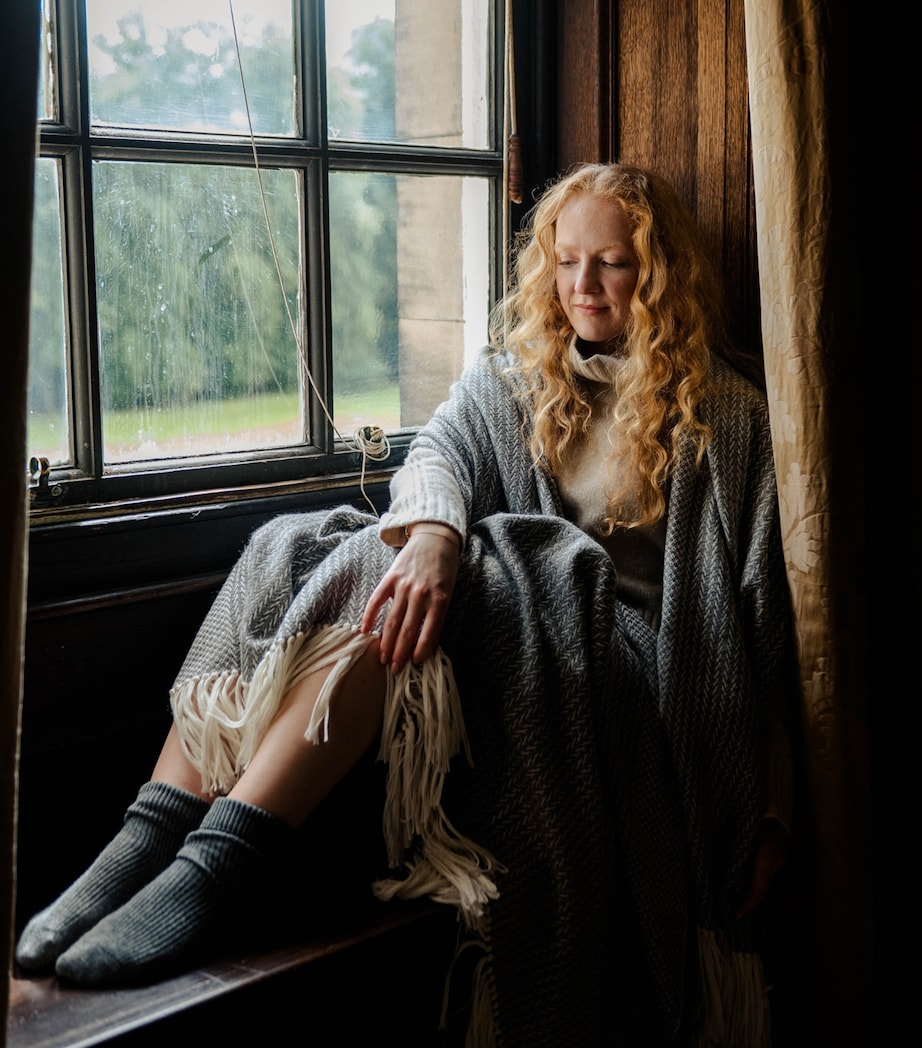 Araminta Campbell Alpaca-Blend Woodland Inkcap Throw (150cm x 230cm)