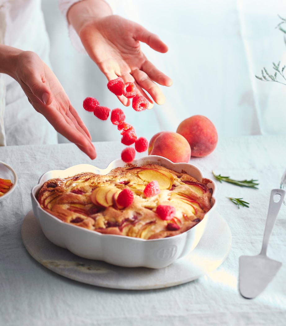 Emile Henry Ceramic Madeleine Heart-Shaped Baking Dish (26.5cm)