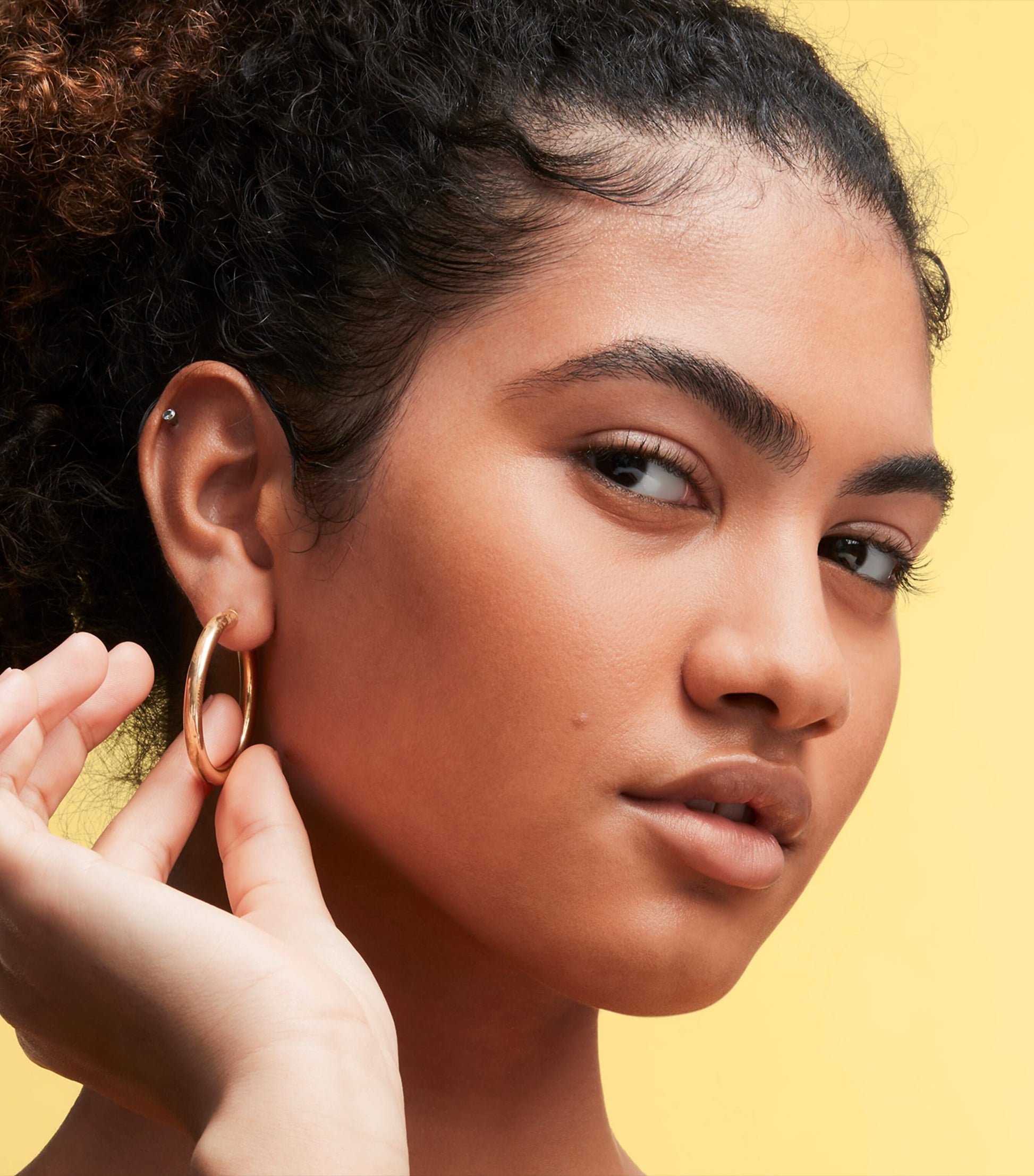 MAC Studio Radiance Face and Body Foundation