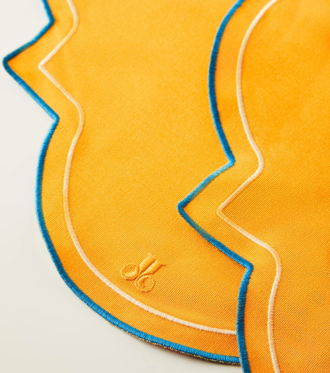 La DoubleJ - Medallion set of 2 canvas placemats