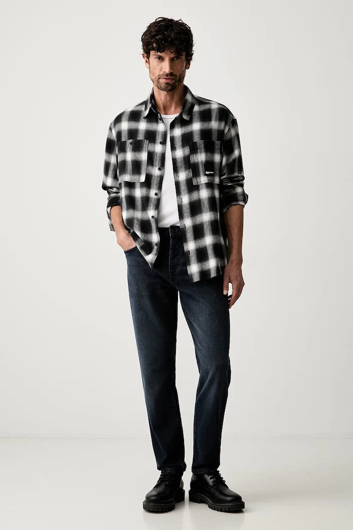 HUGO tapered erkek jean pantolon HUGO