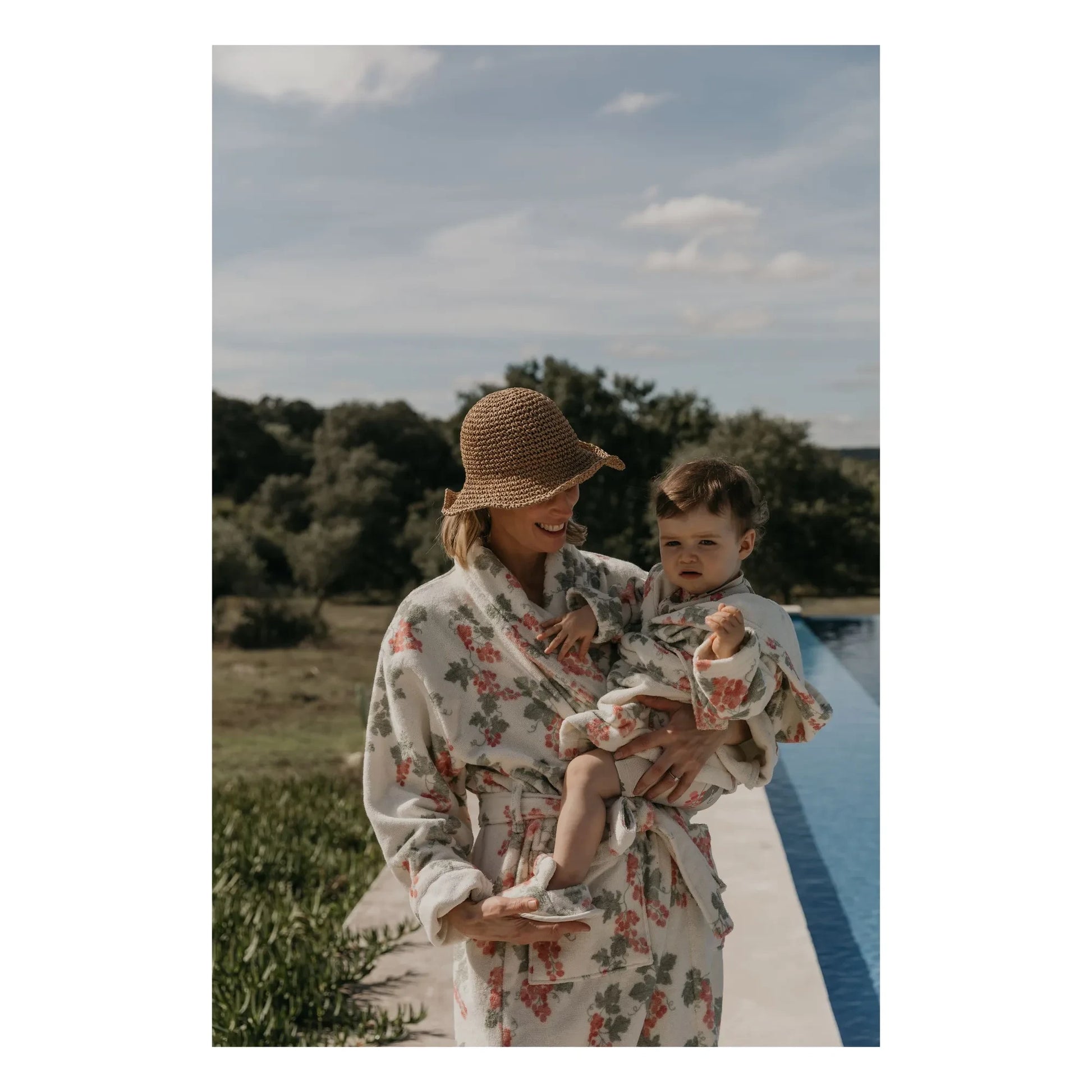 garbo&friends - Grapes Pink children's bathrobe