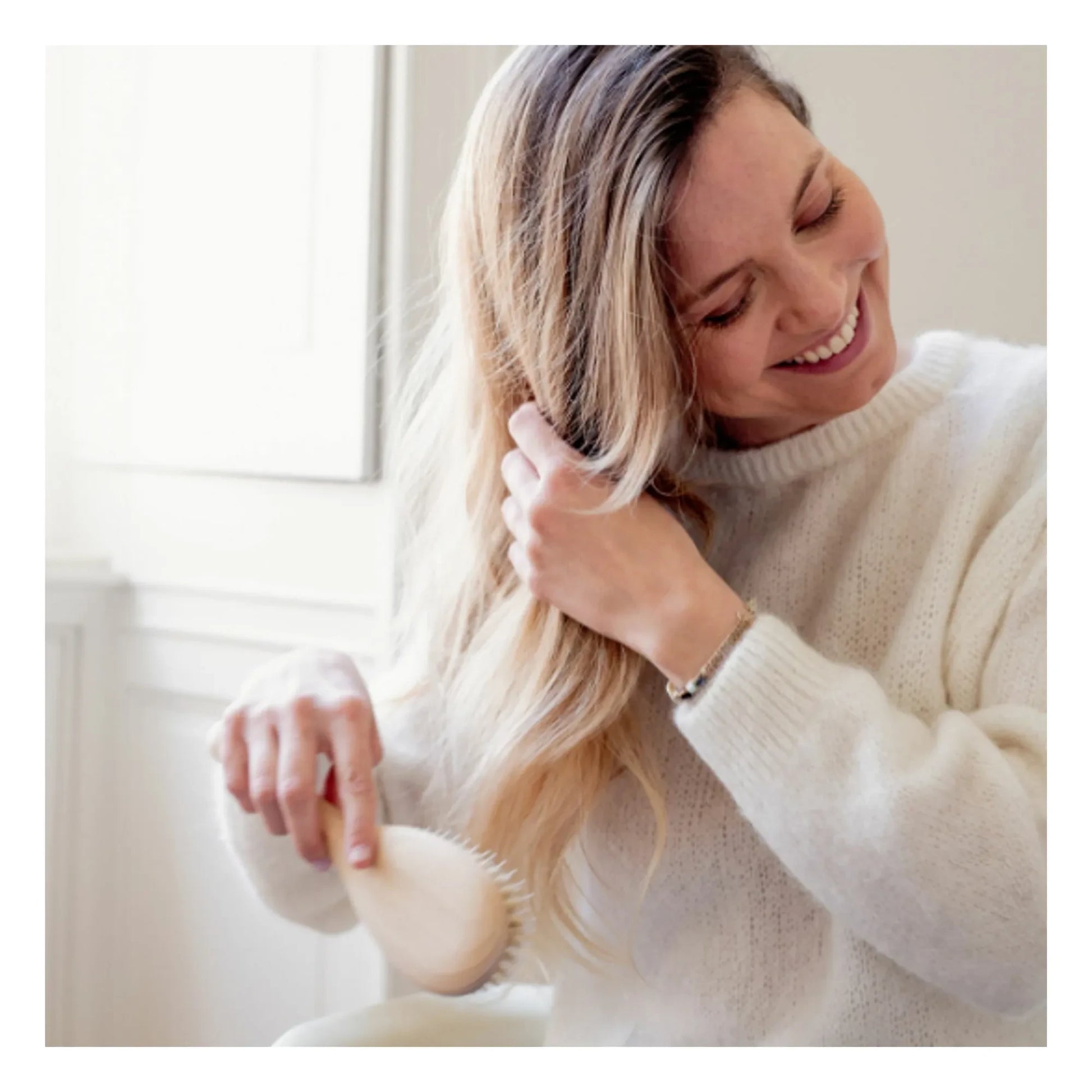 Bachca - Boar bristle care and shine brush  | Bois clair