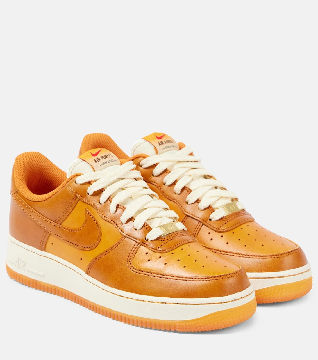 Nike - حذاء سنيكرز Air Force 1 '07 LV8 الجلدي