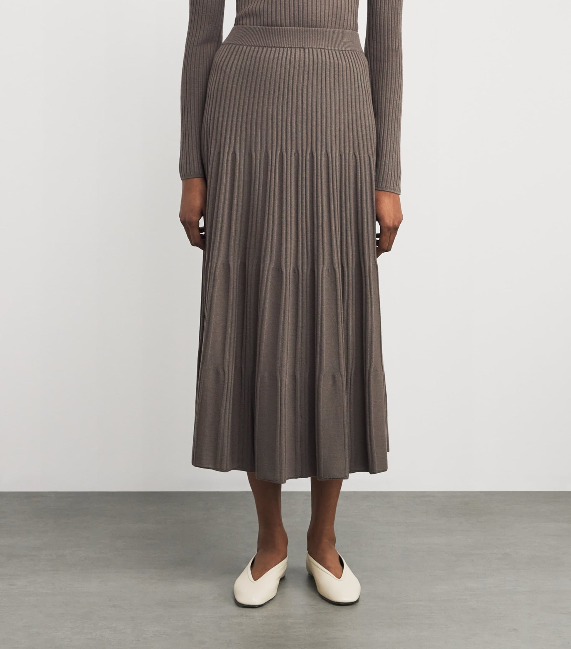 Joseph Brown Wool Ribbed Skirt