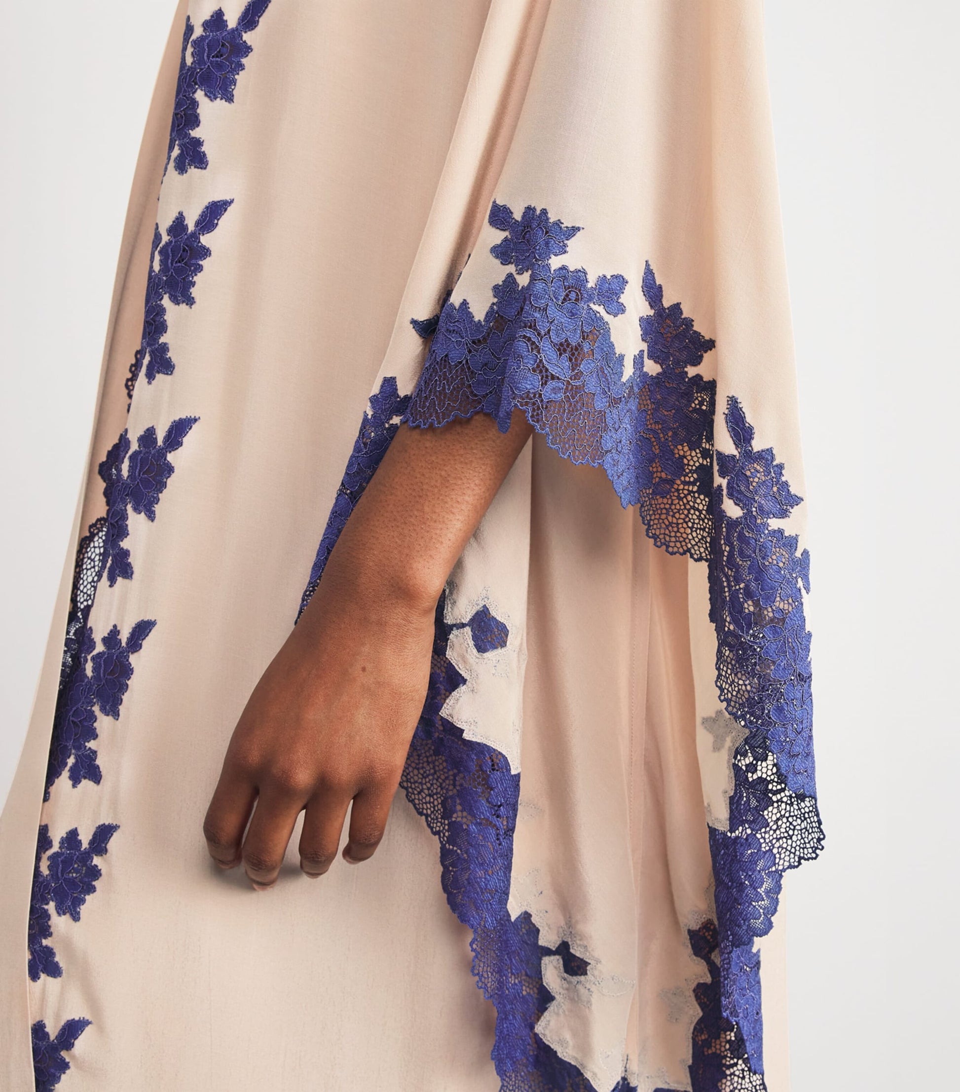 Bocan Lace-Trim Marina Long Robe