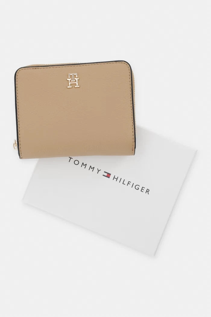Tommy Hilfiger портфейл дамски от имитация на кожа
