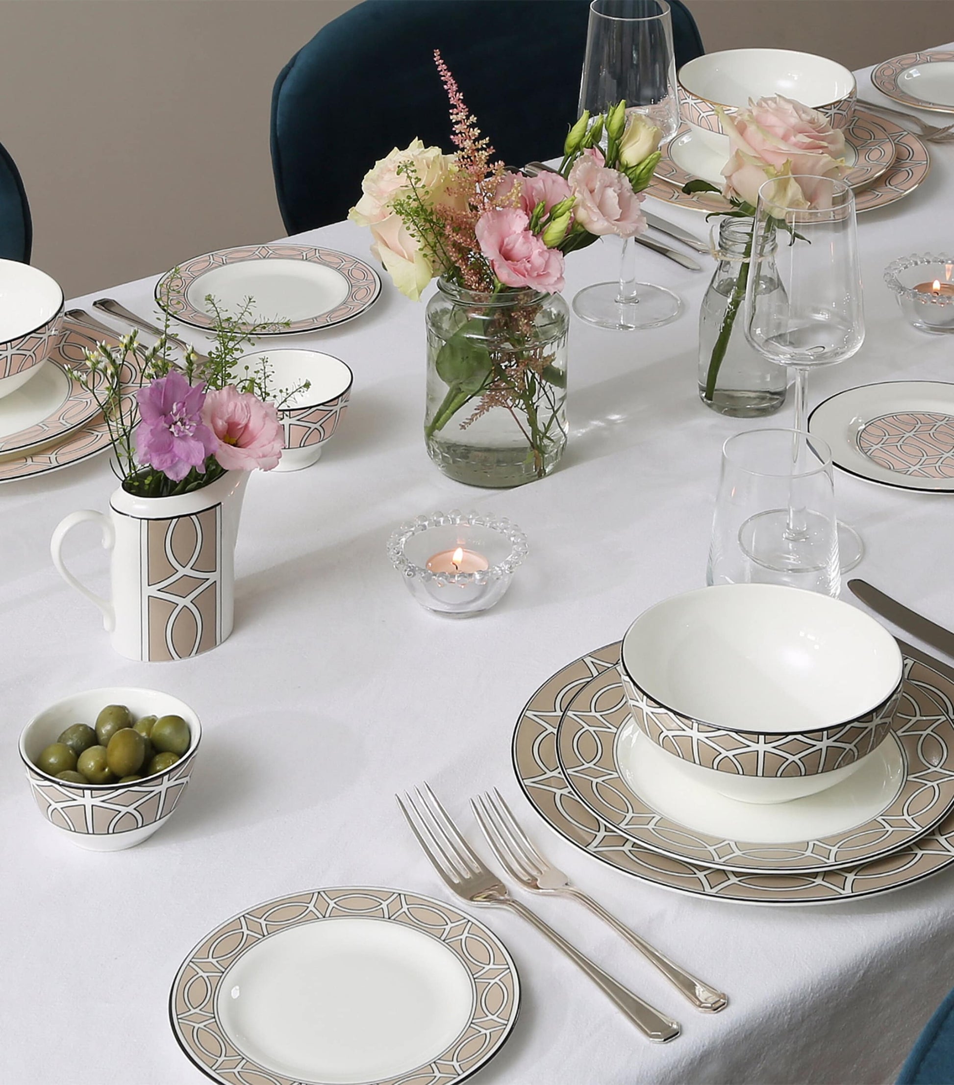 O.W.London Loop Milk Jug