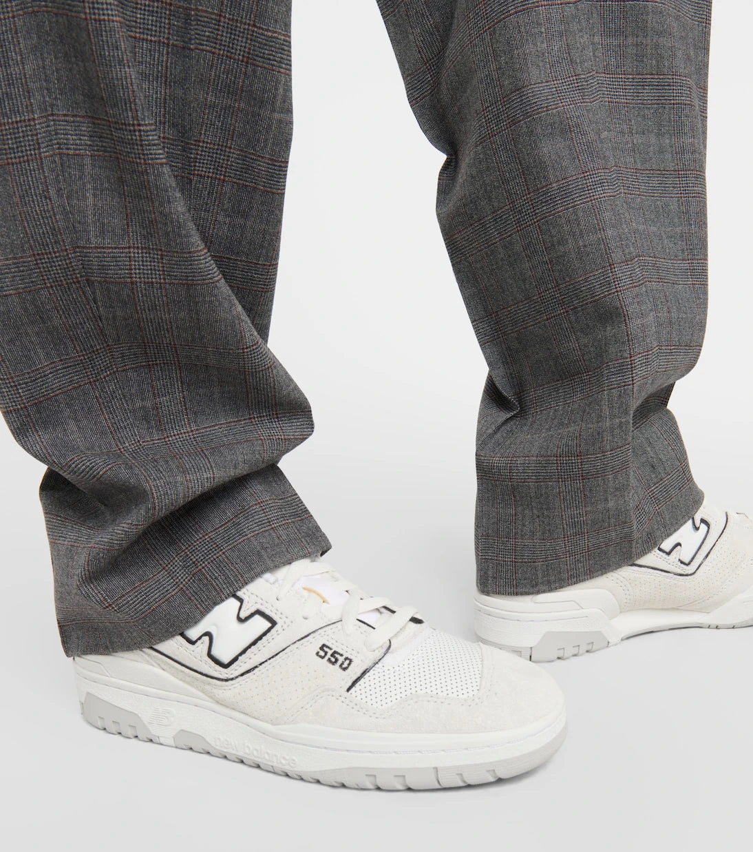 New Balance - حذاء سنيكرز 550 جلدي