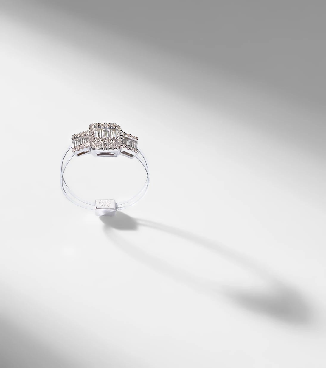 Persée - Floating 18kt white gold ring with diamonds