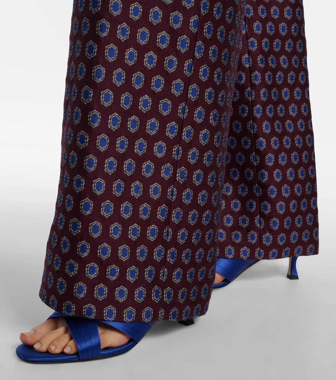 Manolo Blahnik - Viera 50 saten terlik