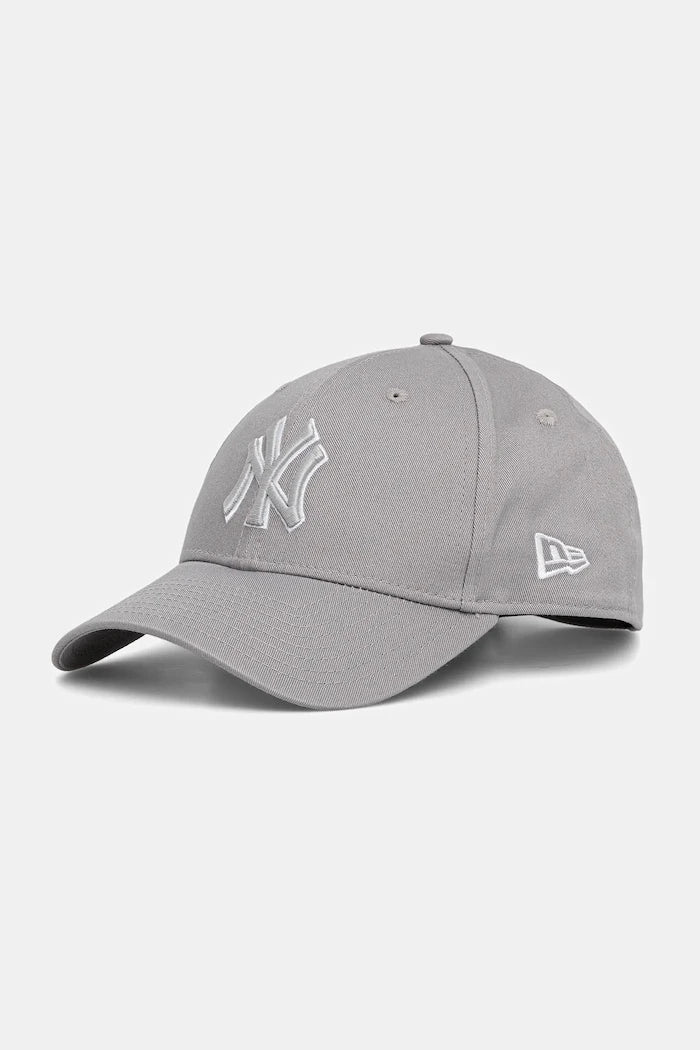 New Era 0 OUTLINE 9FORTY® Pamuklu Vizörlü Şapka