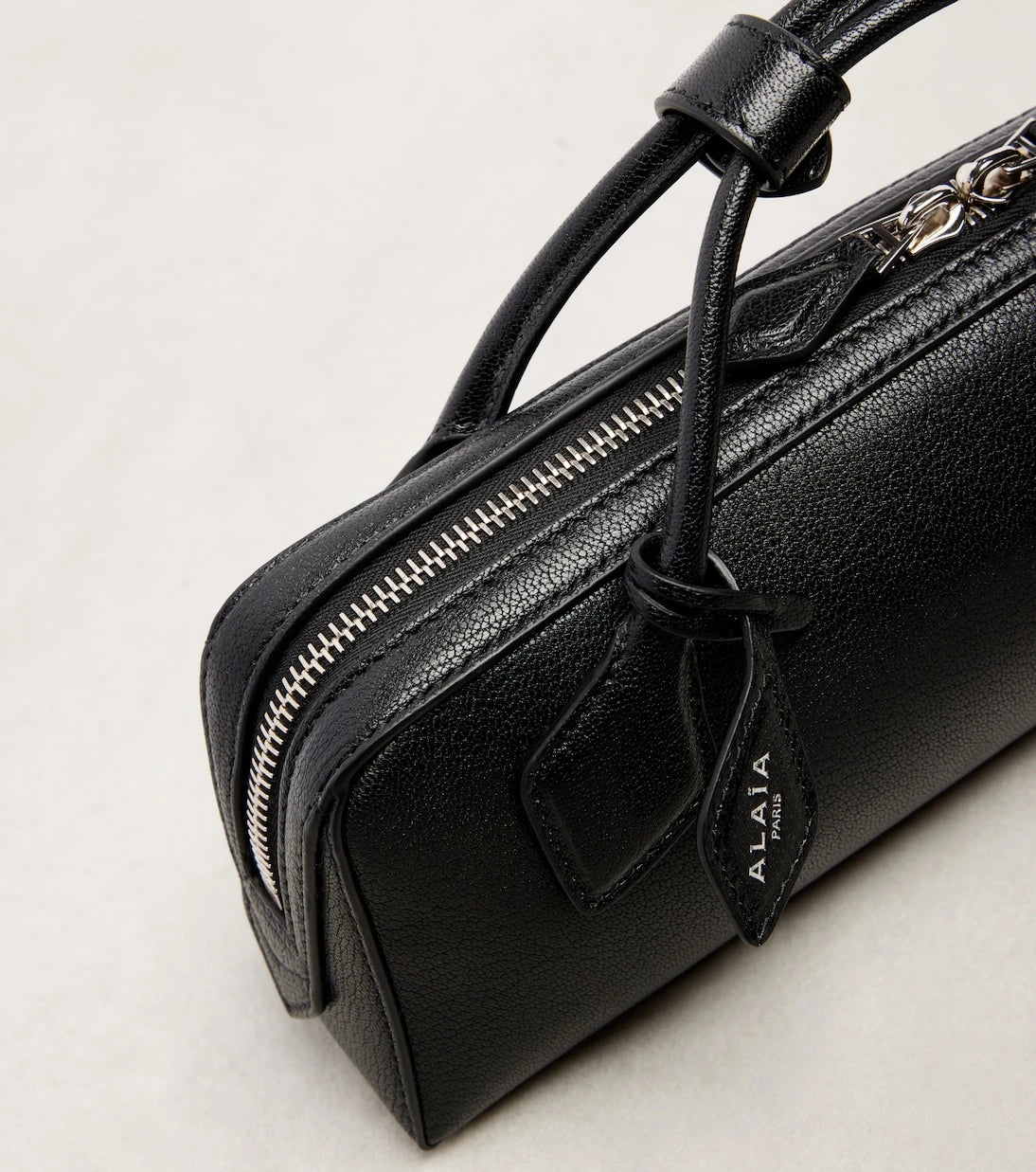 Alaïa - Le Teckel Small leather clutch
