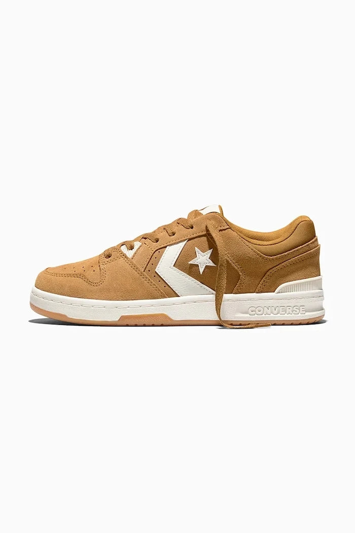 Велурени маратонки Converse Cl98