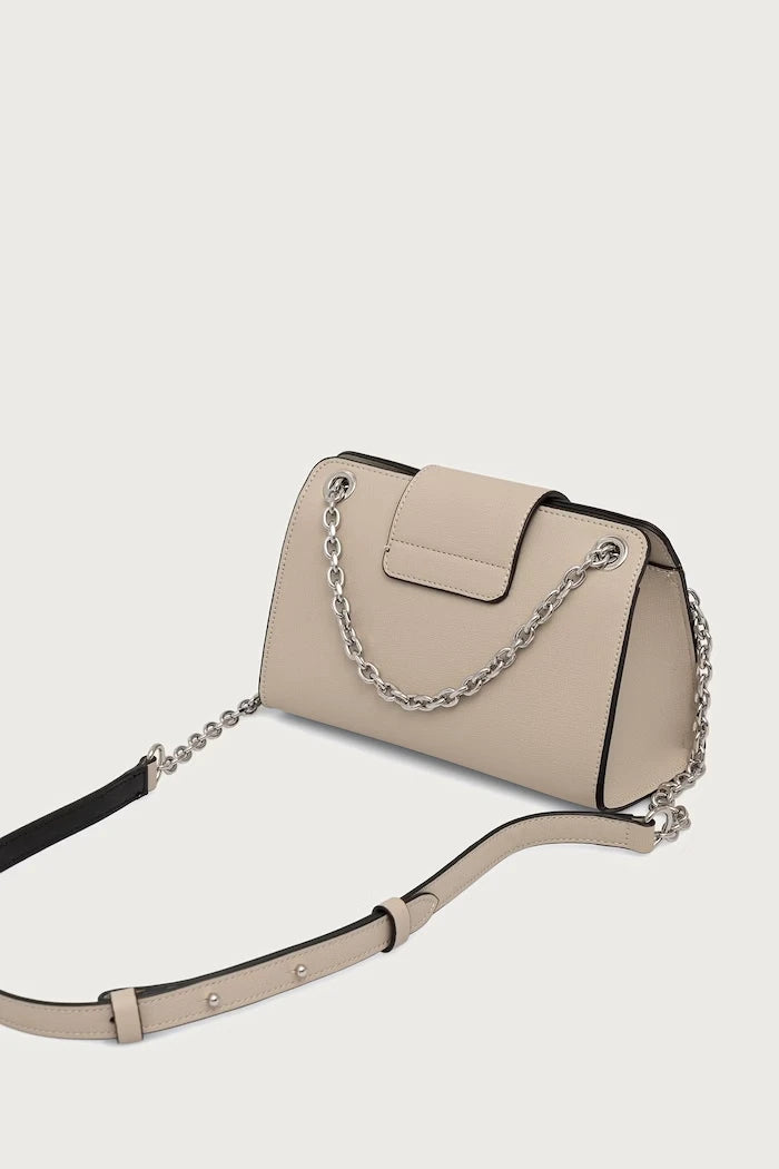 Armani Exchange ayarlanabilir askılı kadın suni deri çanta