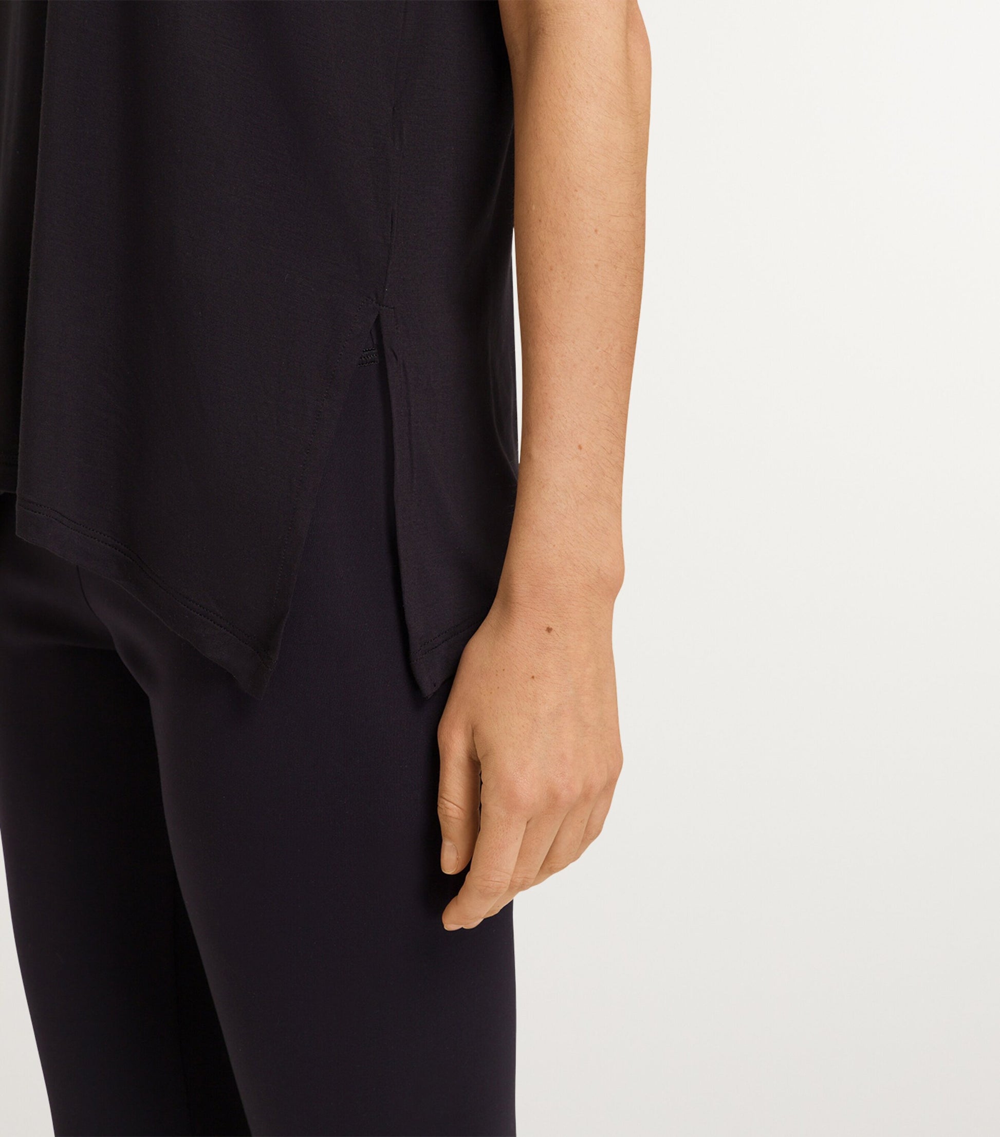 Hanro Black Modal Yoga T-Shirt