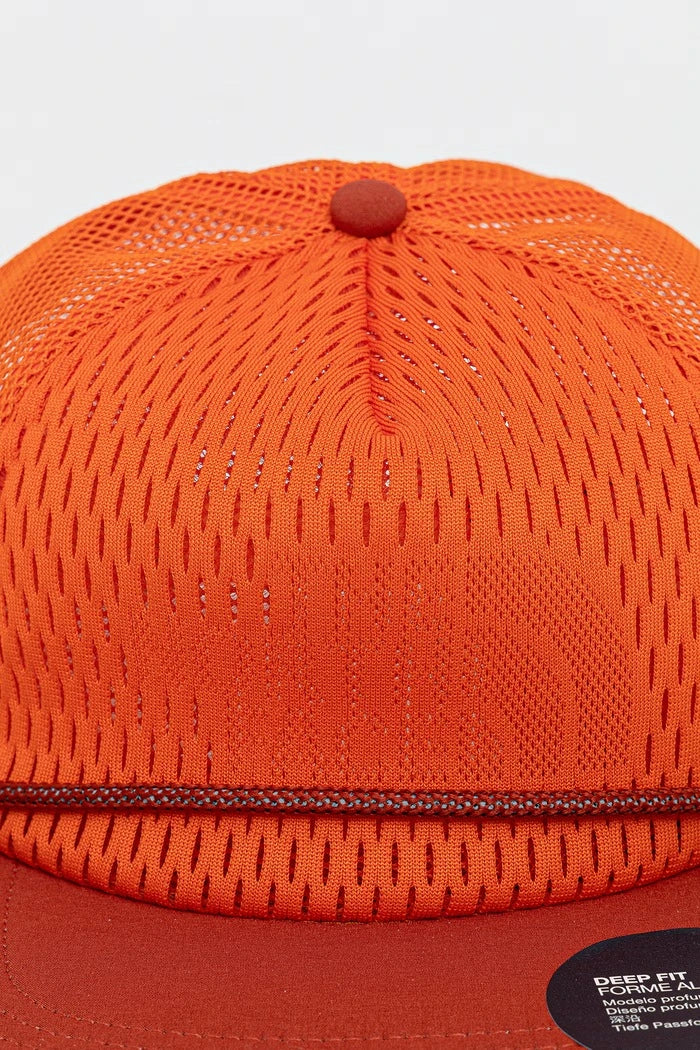 The North Face шапка с козирка RUNNER TRUCKER