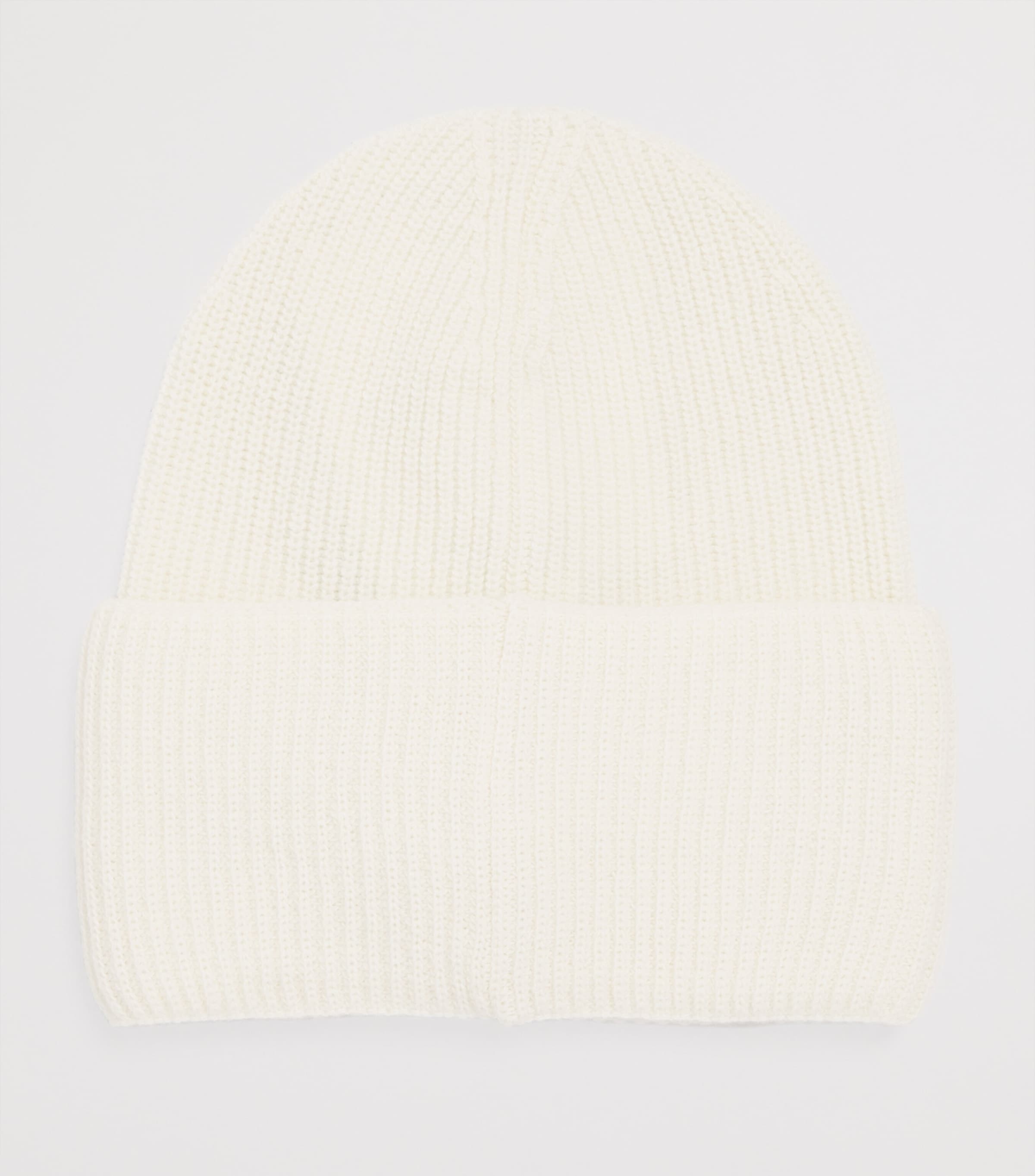 White Virgin Wool Ribbed Beanie