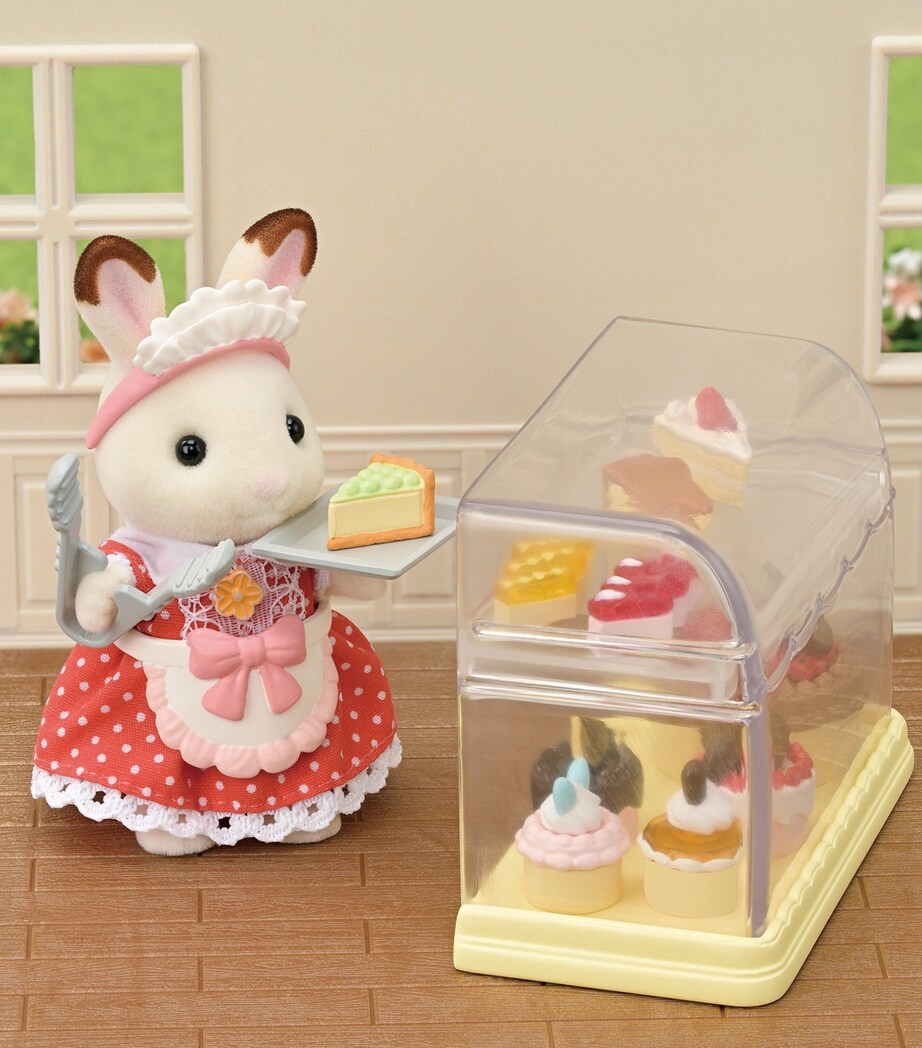 Sylvanian Families Village Cake Shop Starter Set
