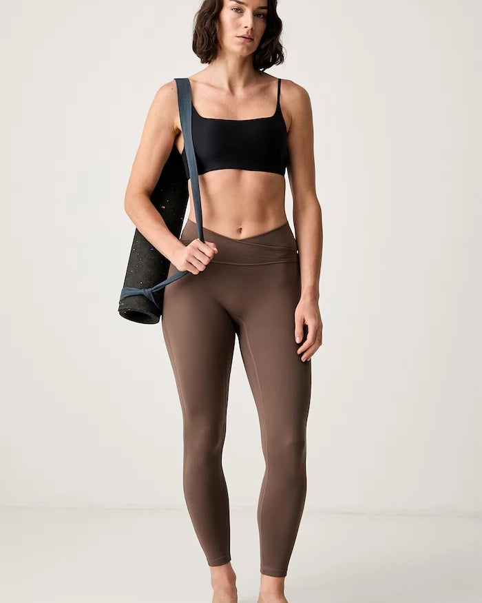 adidas Performance kadın yoga taytı Three Stripes Studio