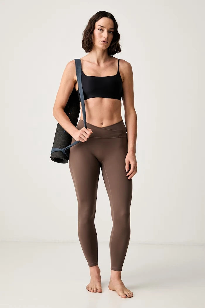 adidas Performance kadın yoga taytı Three Stripes Studio
