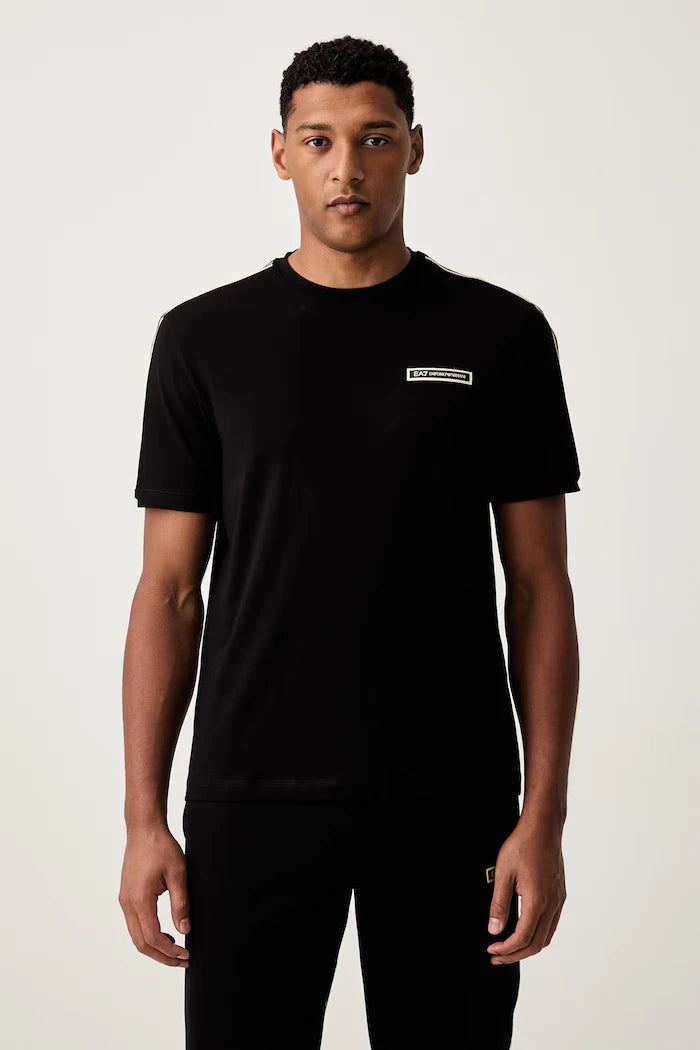 EA7 Emporio Armani erkek pamuk ve elastan tişört