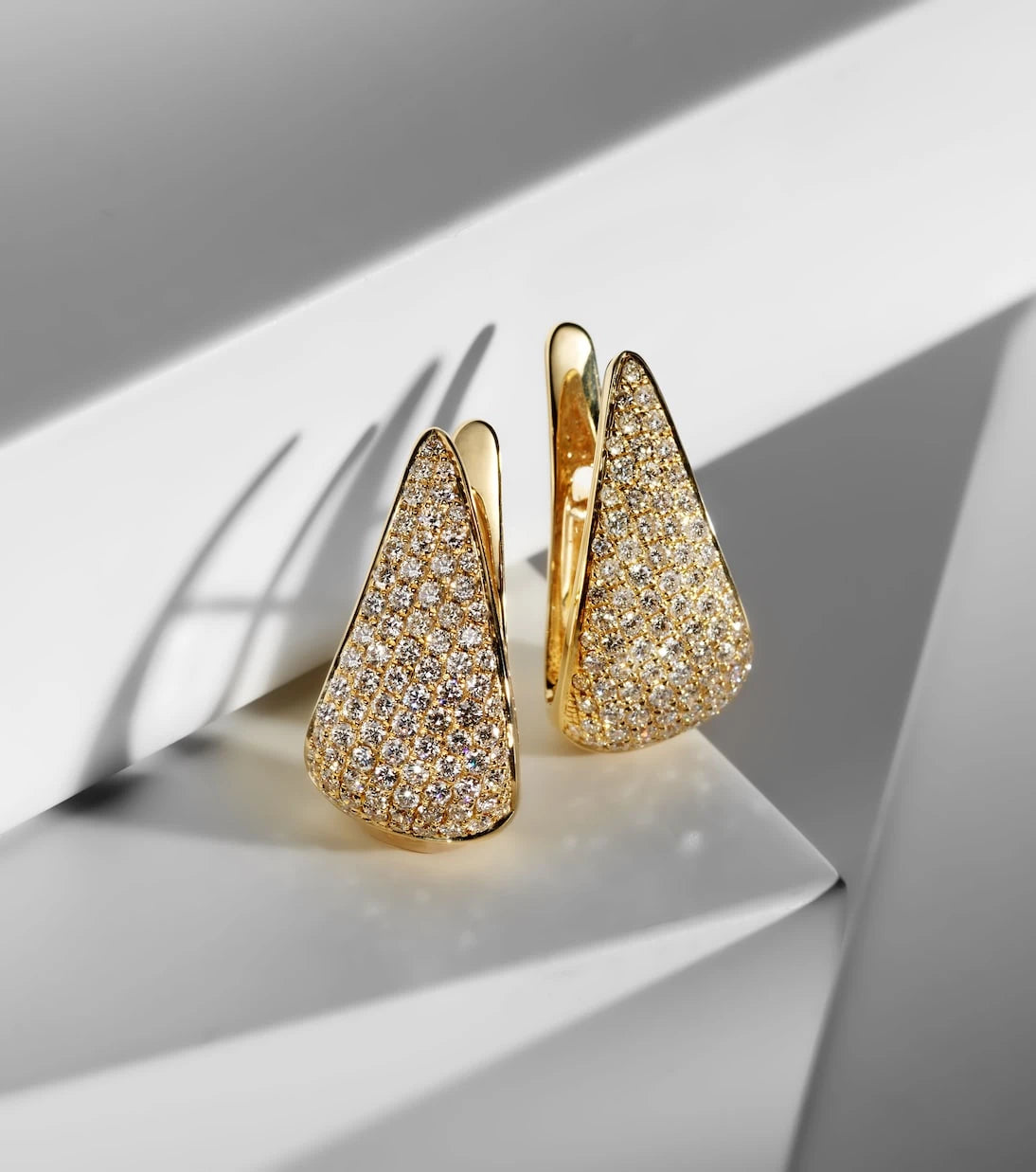 Anita Ko - Claw 18kt gold earrings with diamonds