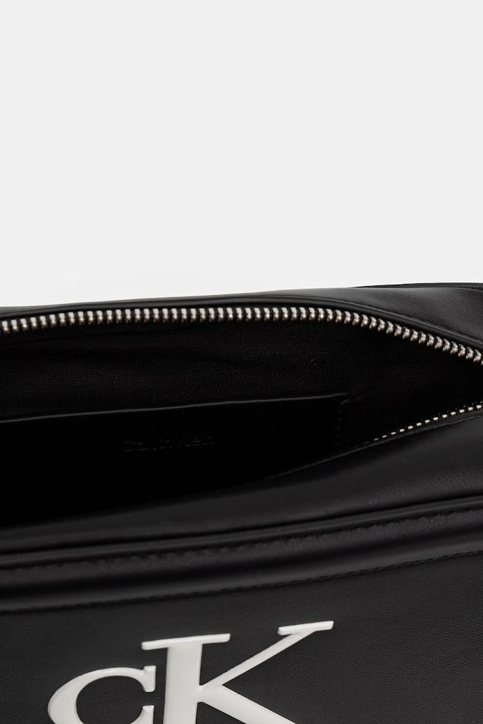 Calvin Klein kadın suni deri çapraz çanta