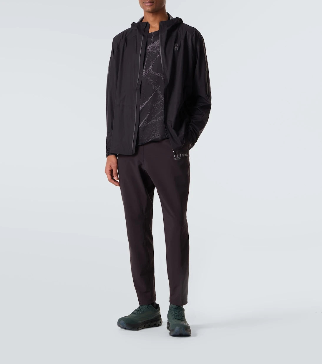 On - Performance hooded jacket