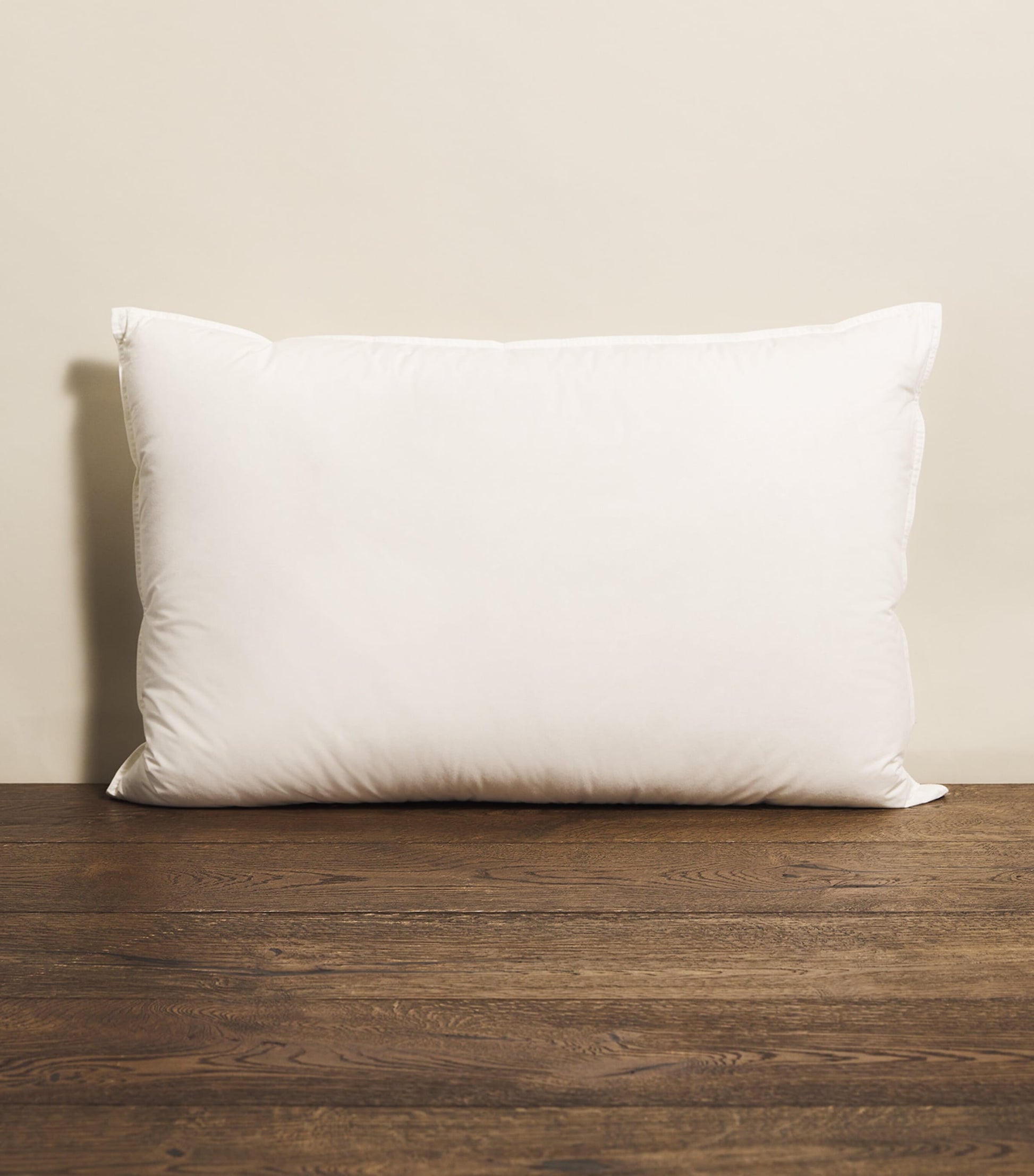 Soft Matterhorn Goose Down Standard Pillow (50cm x 75cm)