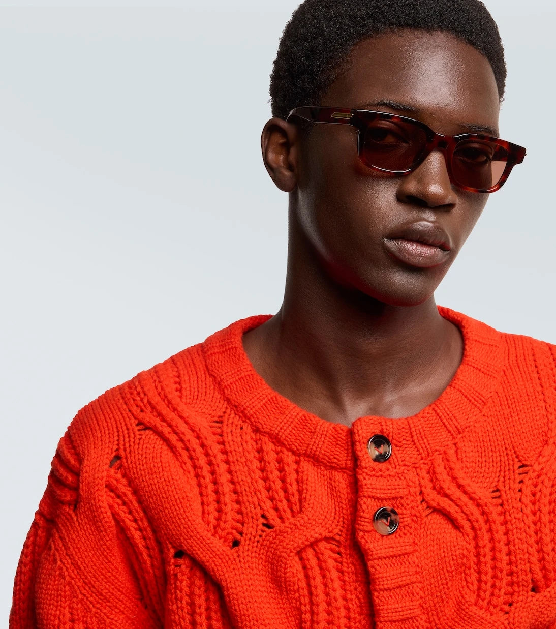 Bottega Veneta - نظارة شمسية مربعة مطاطية