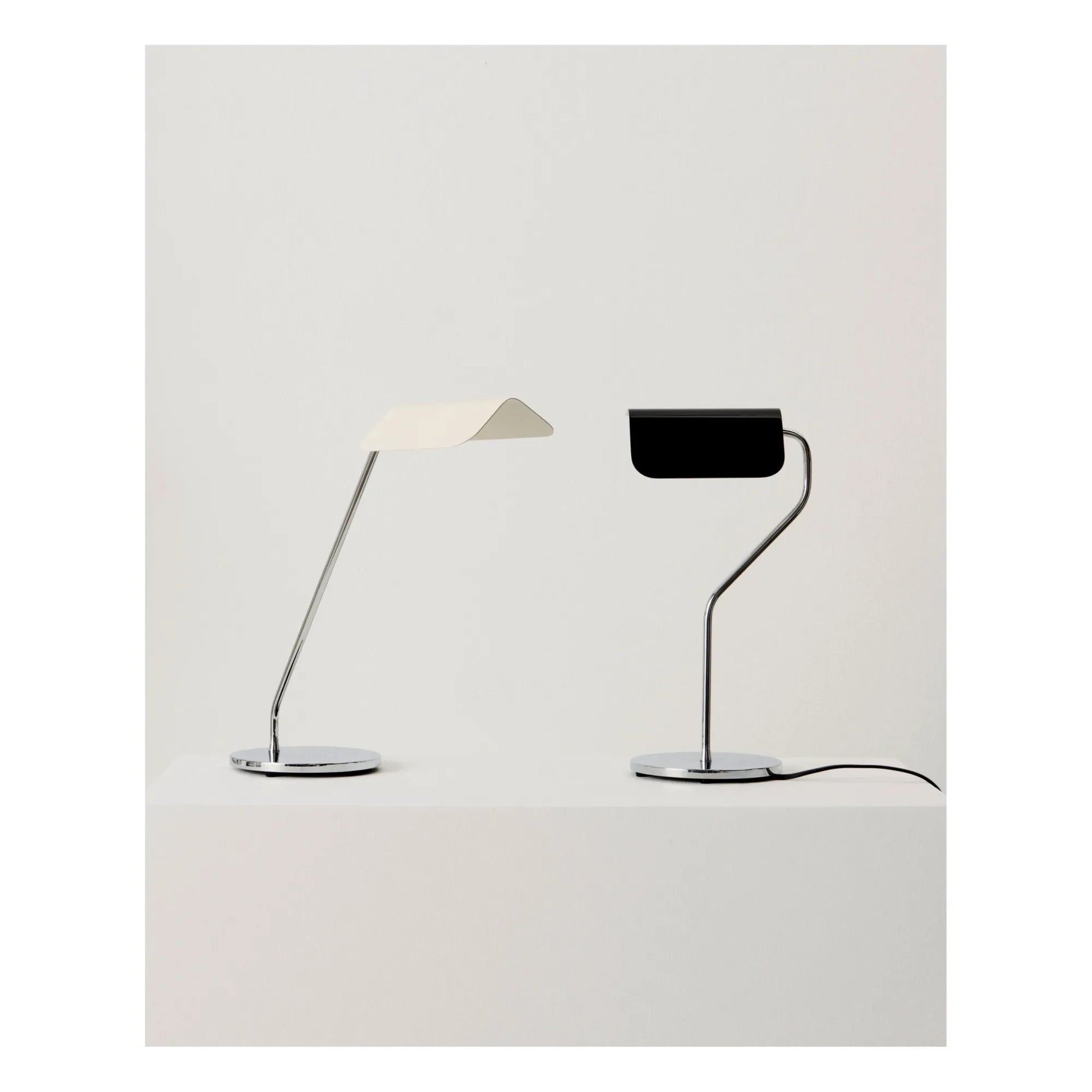 Hay - Apex table lamp | Black
