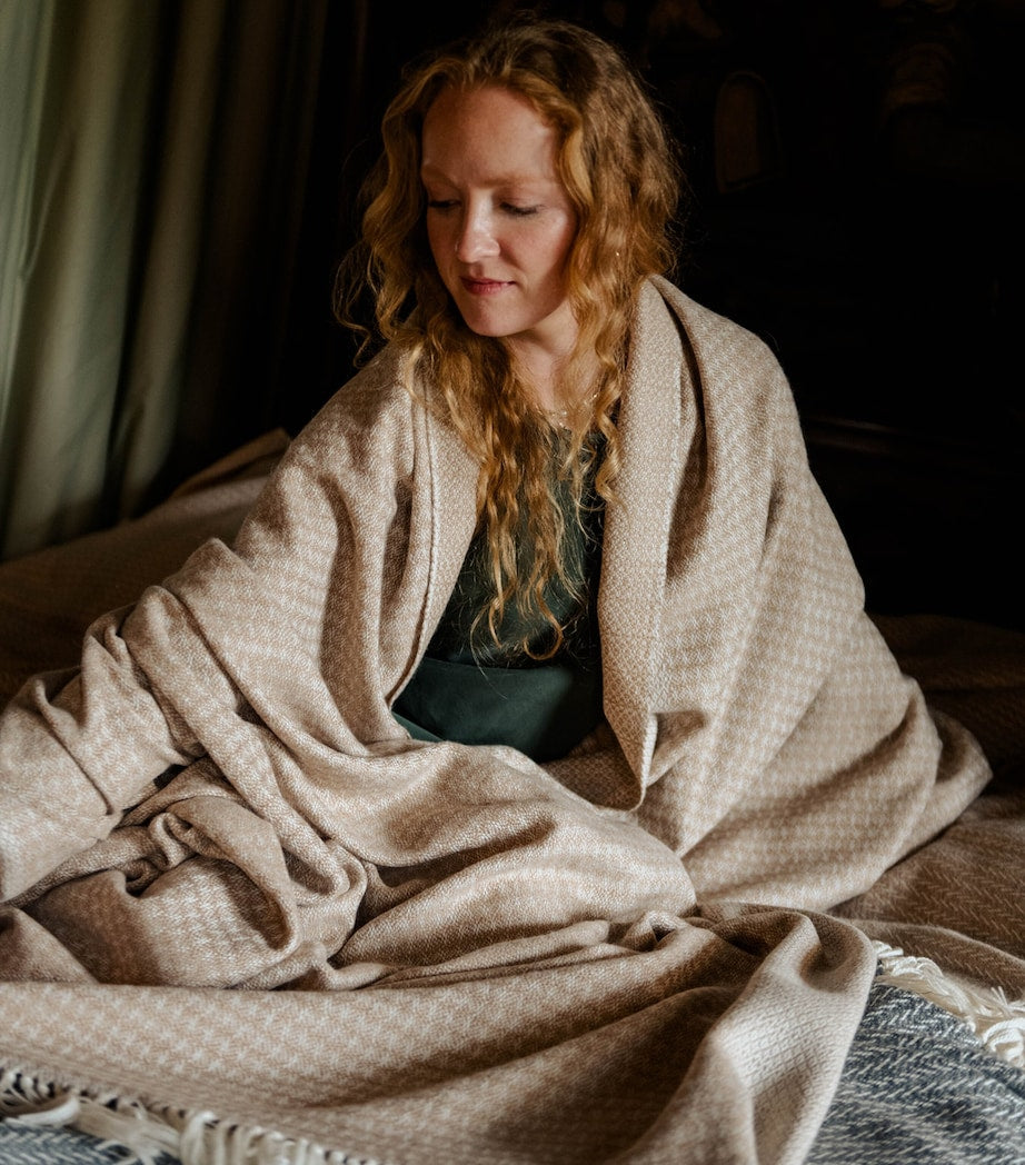 Araminta Campbell Alpaca-Blend Willow Throw (150cm x 230cm)