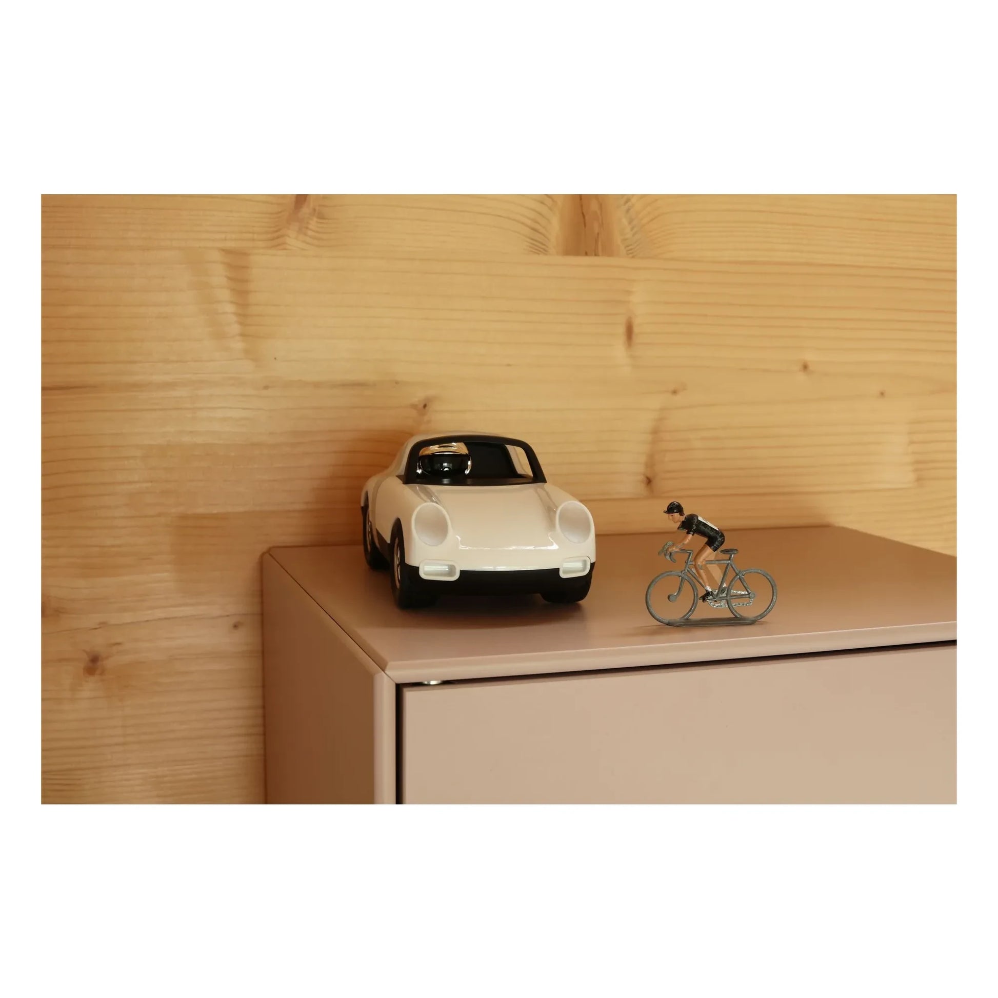 Playforever - Luft car | White