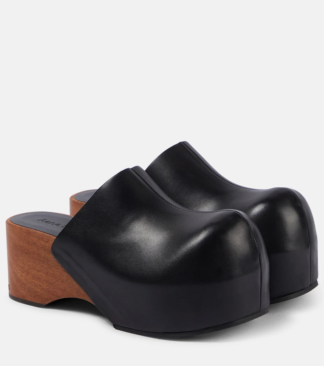 Acne Studios - سدادات جلدية