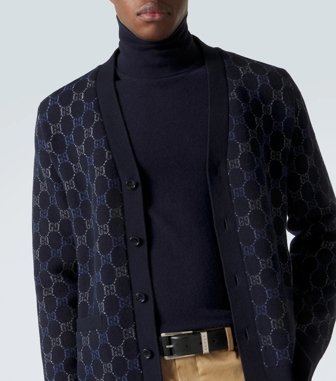 Gucci - سترة كارديجان من صوف وكشمير الجاكار بنقشة GG