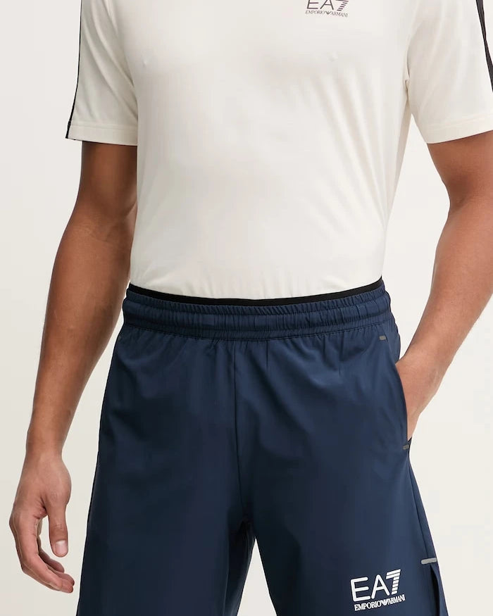 EA7 Emporio Armani Antrenman Şortu