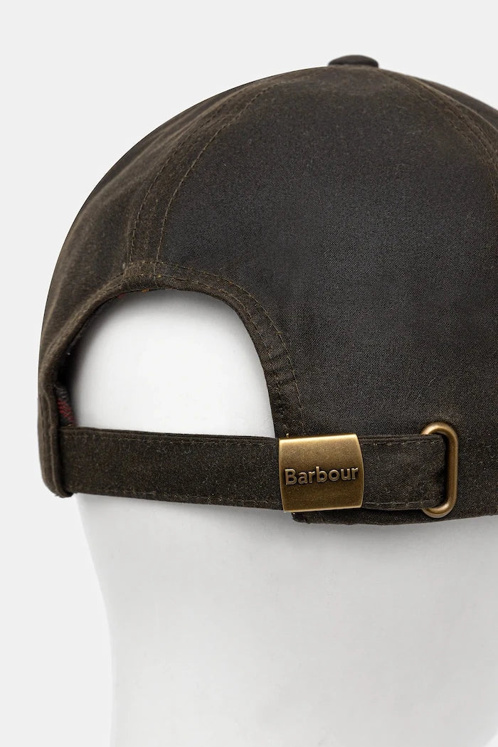 Памучна шапка с козирка Barbour