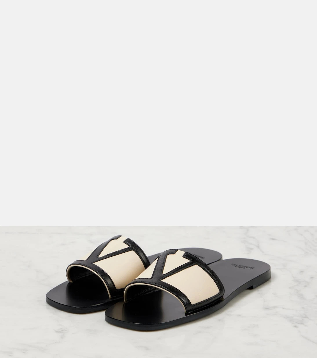 Valentino Garavani - Viva Superstar leather slides