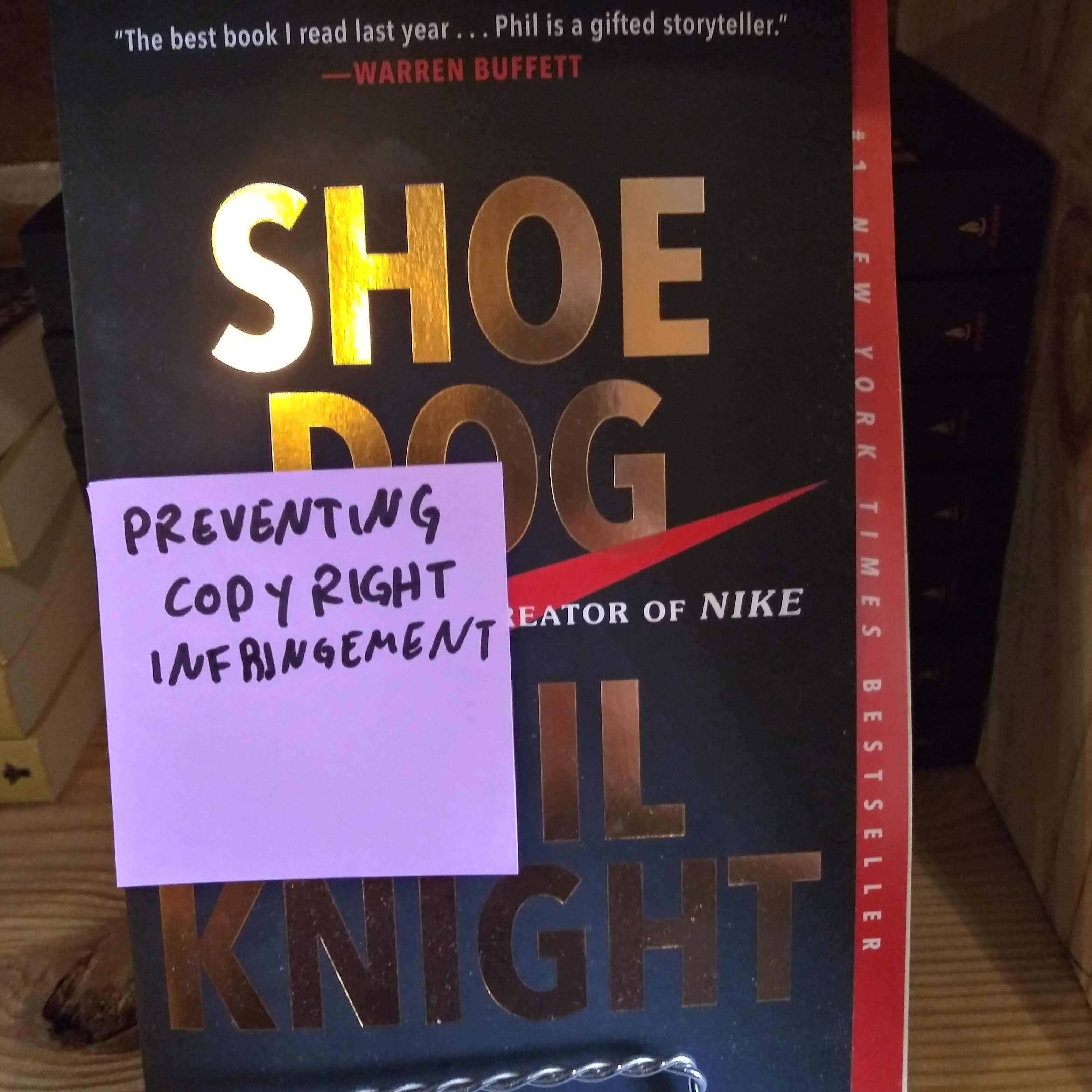 Shoe Dog: A Memoir by the Creator of Nike