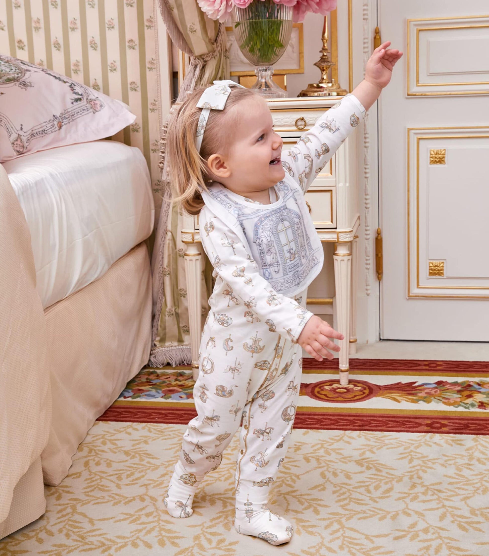 Carousel Print All-In-One (9-12 Months)