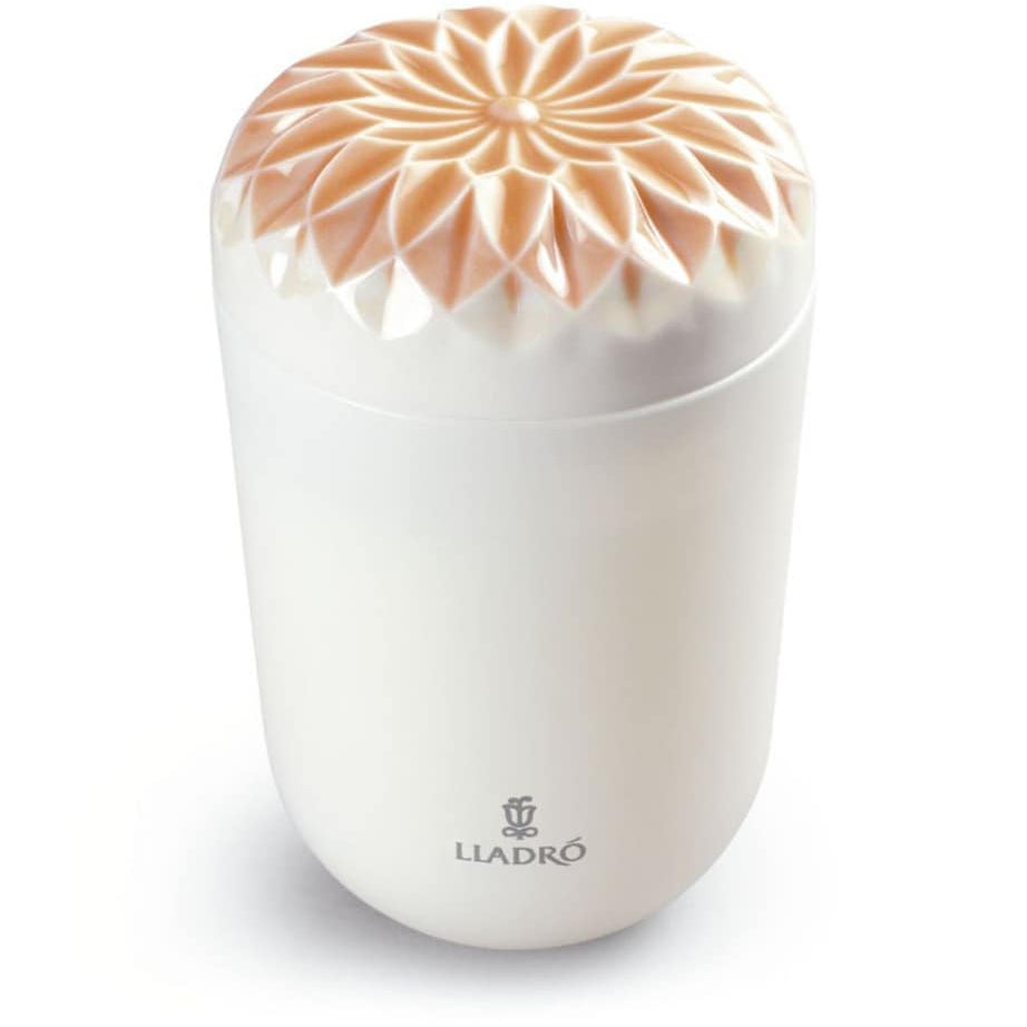 Lladró Gardens of Valencia Echoes of Nature Candle